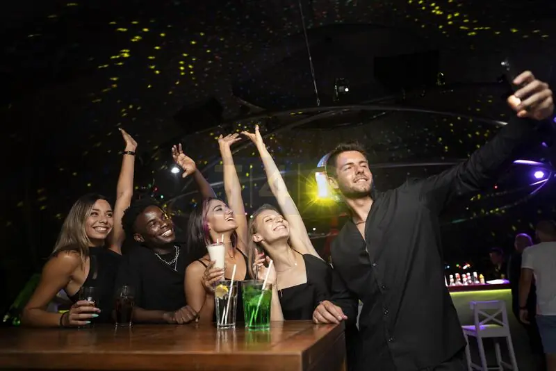 Antalya’s Nightlife: Airport Transfers to the Best Party Spots