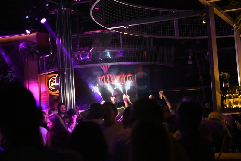 La vie nocturne de Bodrum: les meilleurs clubs et bars avec des options de transfert