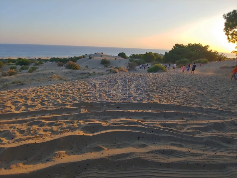 Summer in Antalya: 5-Day Beach Itinerary with Transfer Tips