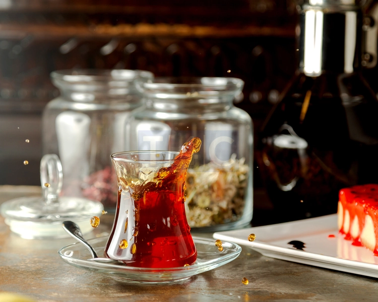 Turkish Tea on the Go: Cultural Touches in Transfers